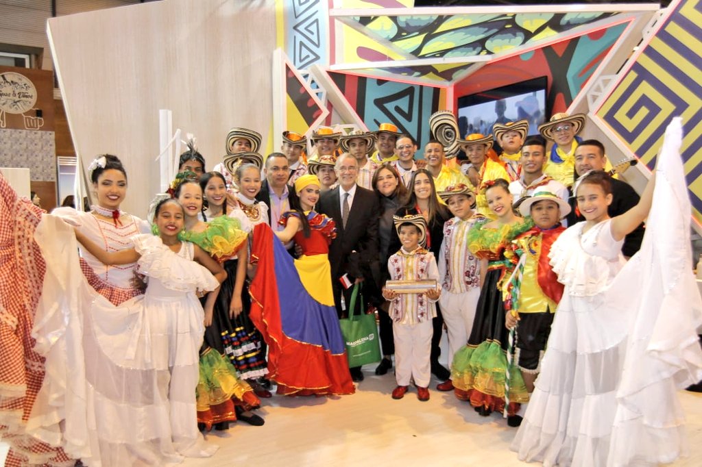 Delegación de la Banda de Baranoa en la Feria Fitur.