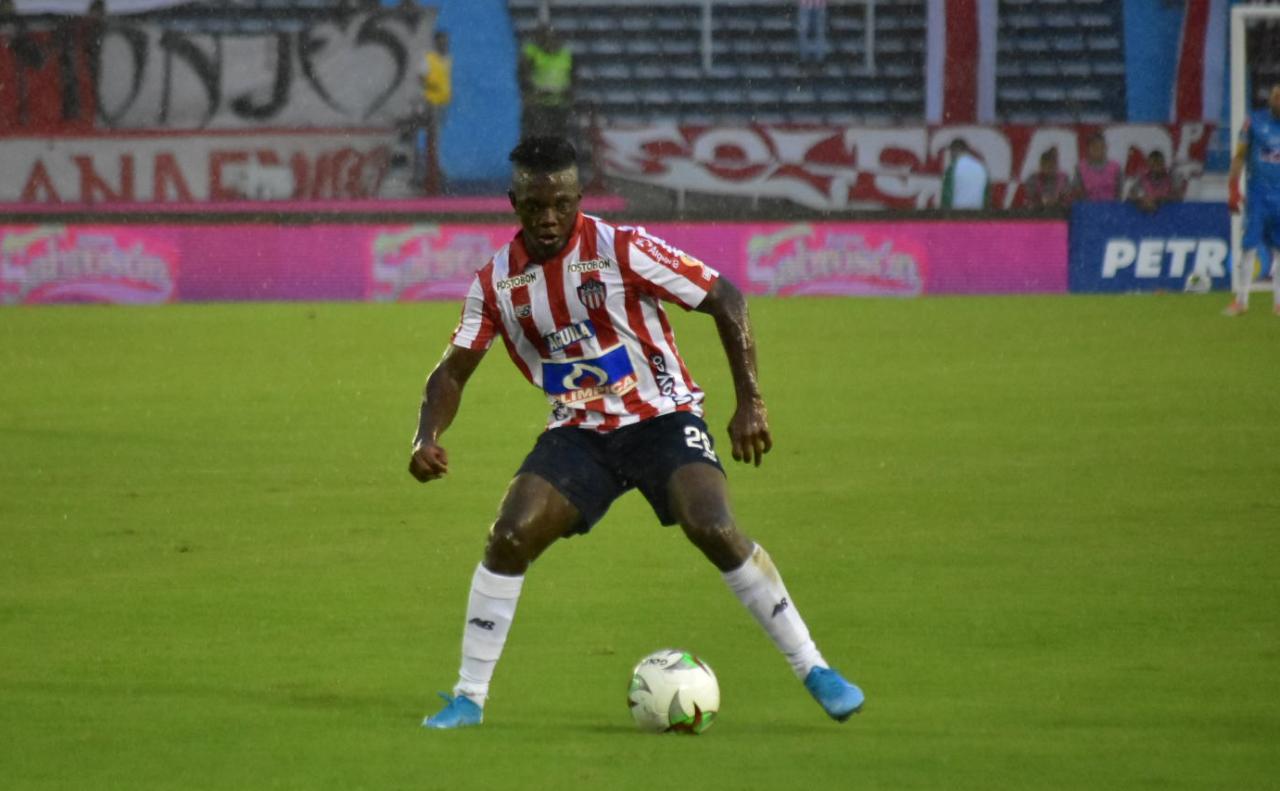 Edwuin Cetré en su regreso a la titular juniorista.