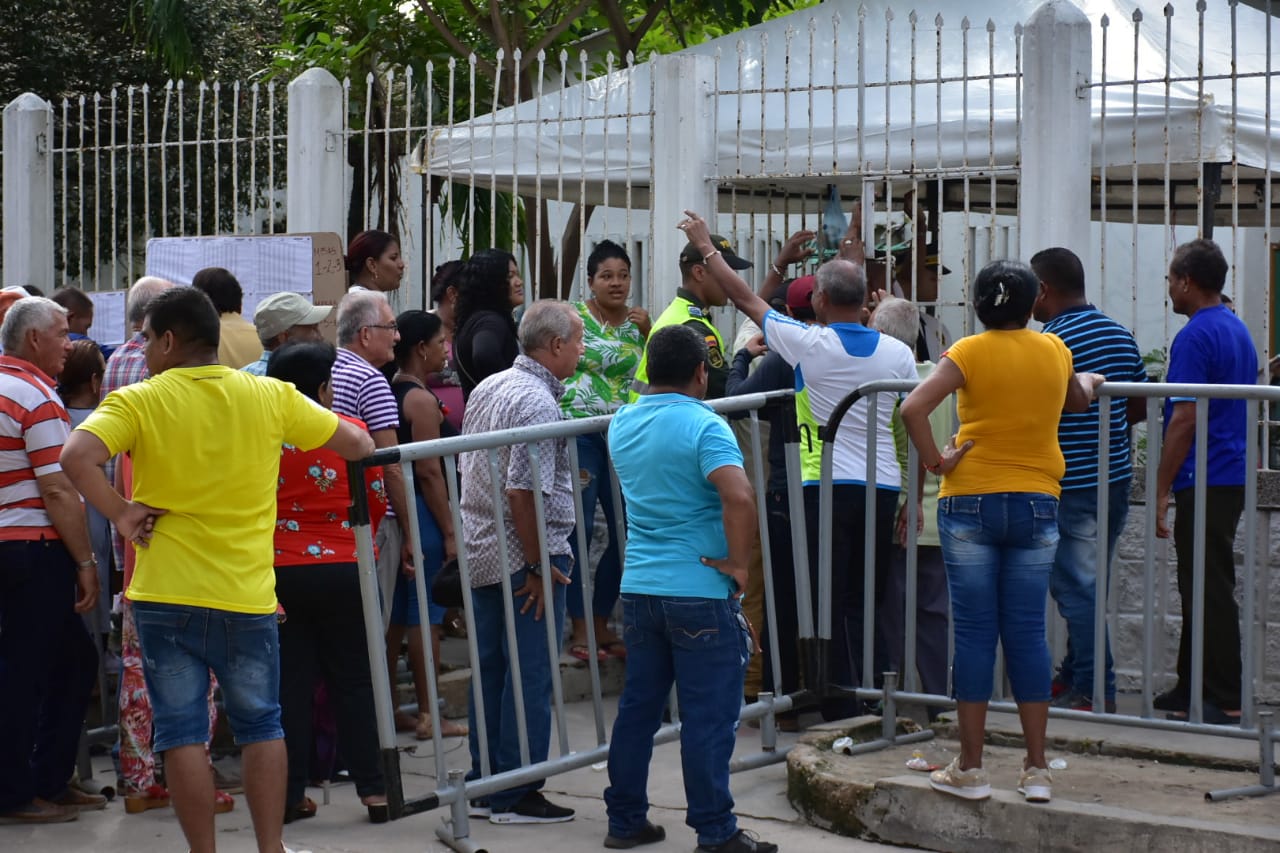 Puesto de votación en Sexta Iglesia de Nazareth en el barrio Las Nieves.
