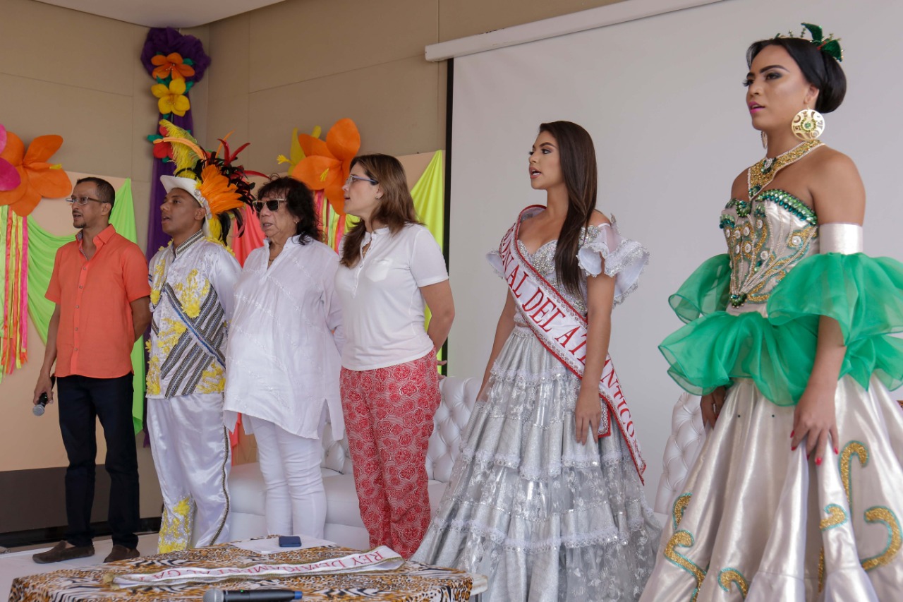 Acto de presentación de los Reyes del Carnaval  LGTBI del Atlántico.