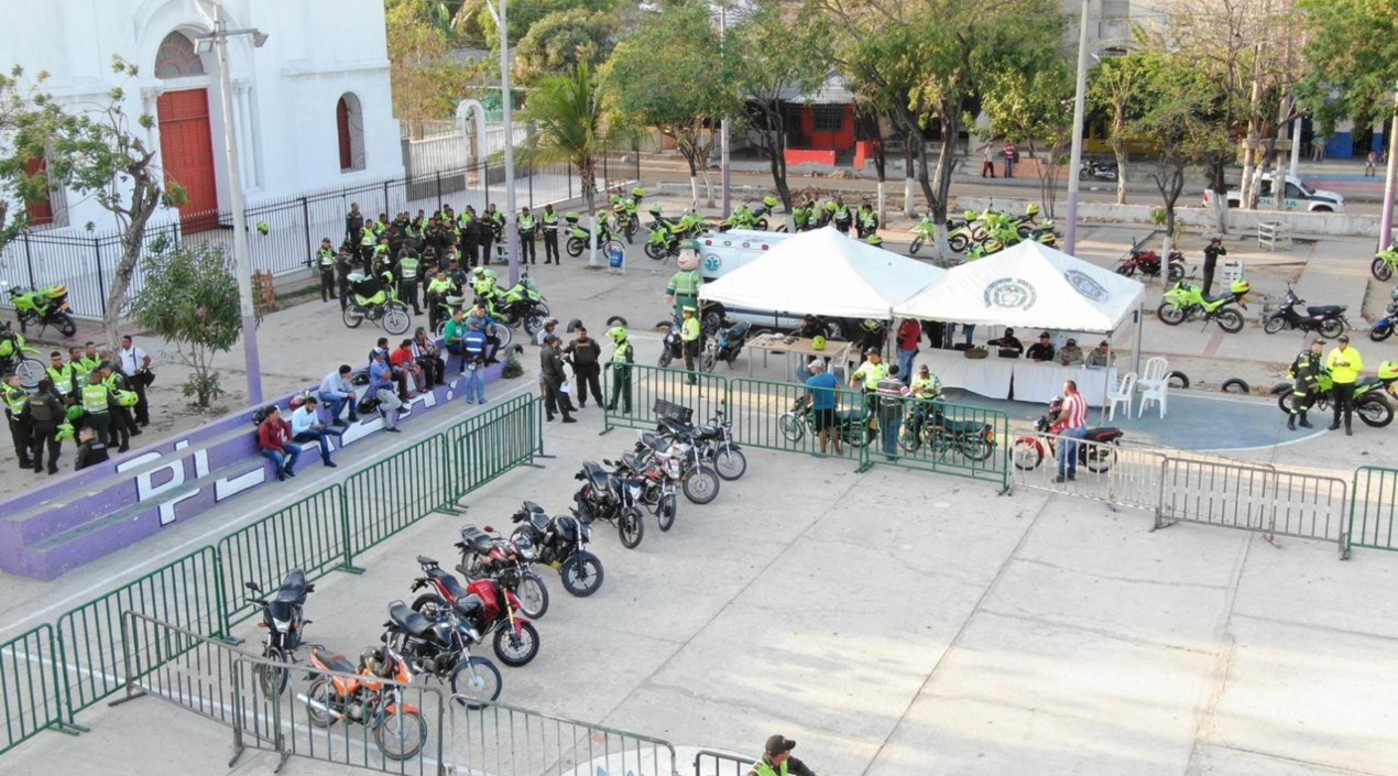 El comando situacional se realizó en la plaza de la iglesia del barrio Las Nieves.