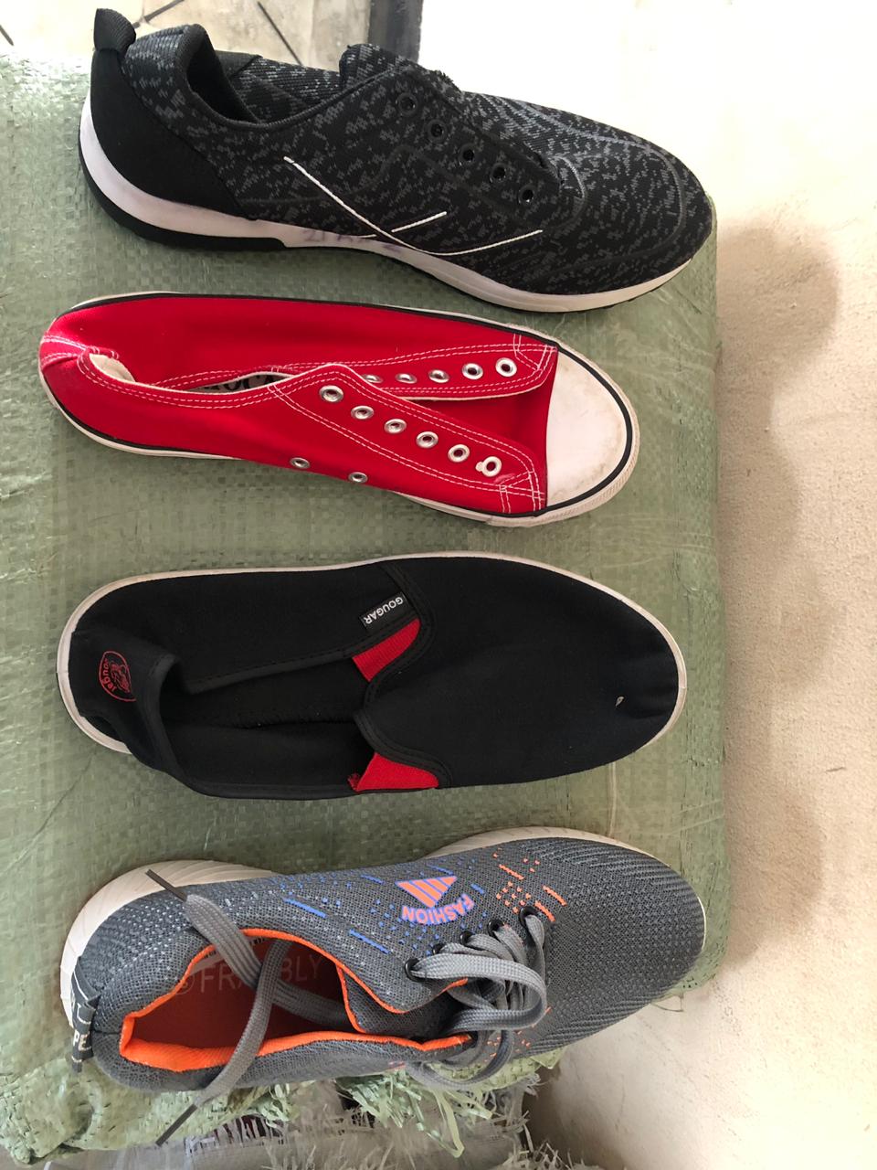Algunos de los modelos encontrados de zapatos de contrabando.