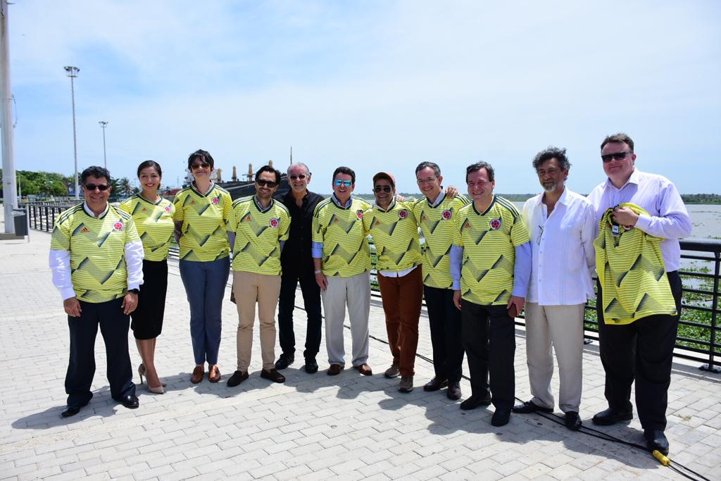 Los directivos de la Asociación Mundial de Ciudades Energéticas, el Alcalde Alejandro Char y el gobernador Eduardo Verano.
