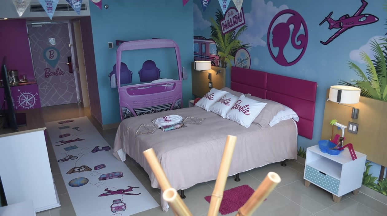 La habitación de la Barbie en el Hilton de Cartagena para hacer realidad el sueño de las niñas.
