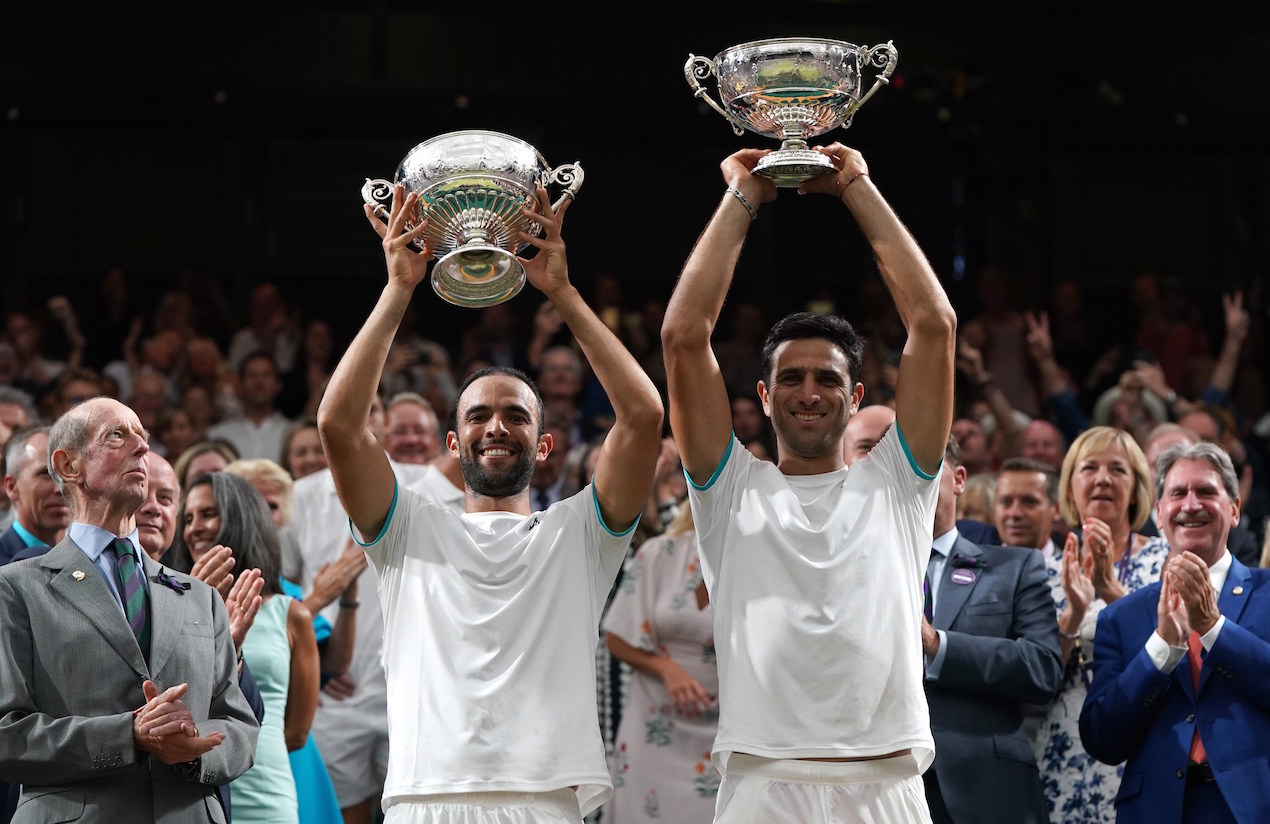 Los campeones en dobles en Wimbledon son colombianos. Juan Sebastián Cabal y Robert Farah hacen historia.