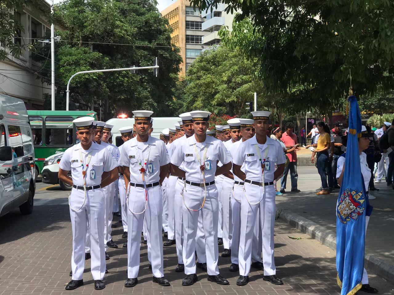 Miembros de la Base Naval.