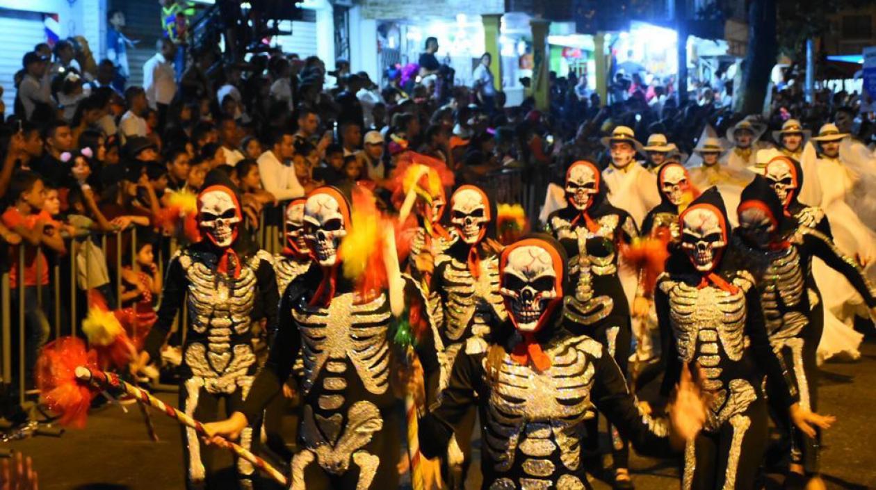 El Ceremonial de la Muerte, en pleno desfile.