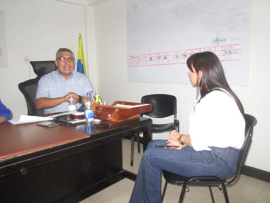 Con el Director de la Carcel El Bosque, Coronel Javier Arias.