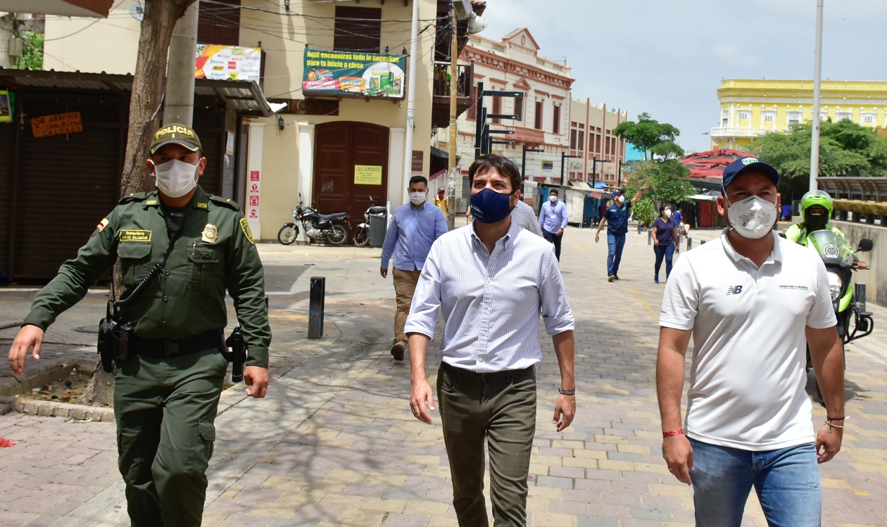 El Alcalde de Barranquilla, Jaime Pumarejo y el jefe de la Oficina para la Seguridad y Convivencia Ciudadana, Nelson Patrón.