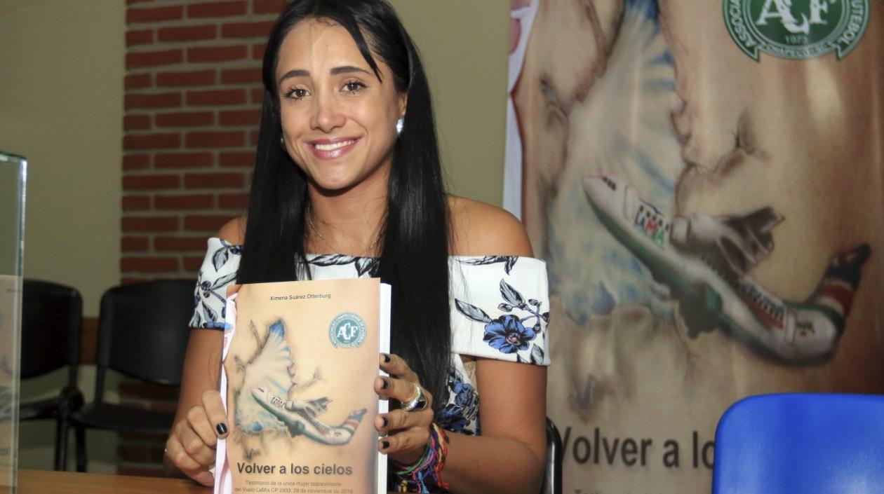 Ximena Suárez, azafata sobreviviente del avión en el que viajaba Chapecoense.