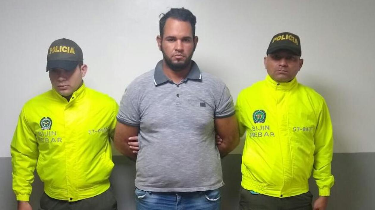 Jonathan Moisés Martínez García, de 27 años, apodado como 'Moisesito", fue capturado por el homicidio del taxista Víctor Manuel Fontalvo Agámez.