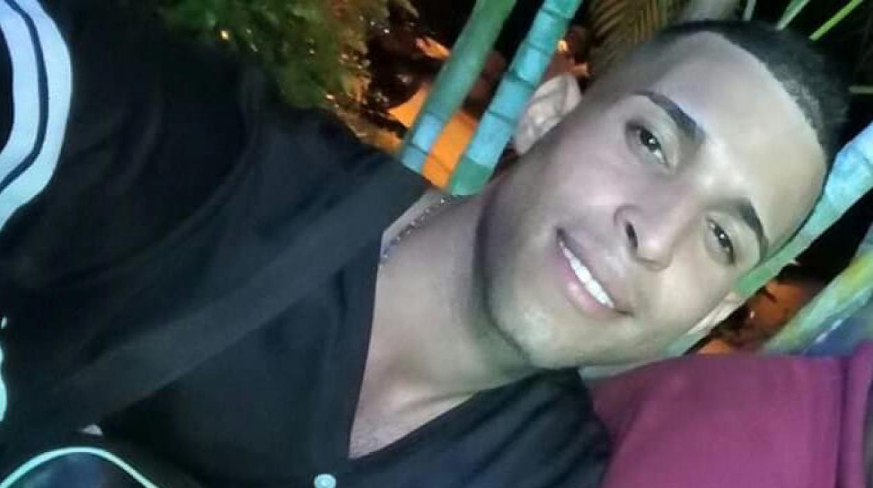Carlos Rafael Pavoli Arteta, mototaxista asesinado.