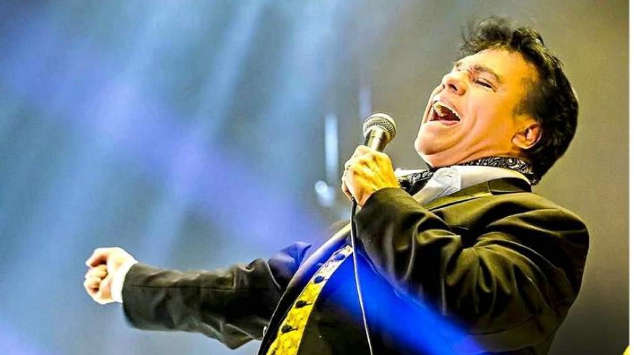 El cantante Juan Gabriel.