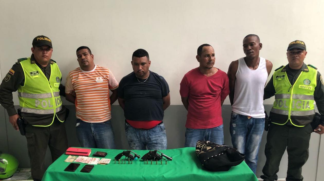Estos son los capturados Leminton Carmona Herazo, Armando Rafael Ditta De Moya,Elkin Osvaldo Imitola Salas  y Jorge Antonio De Moya Durán.