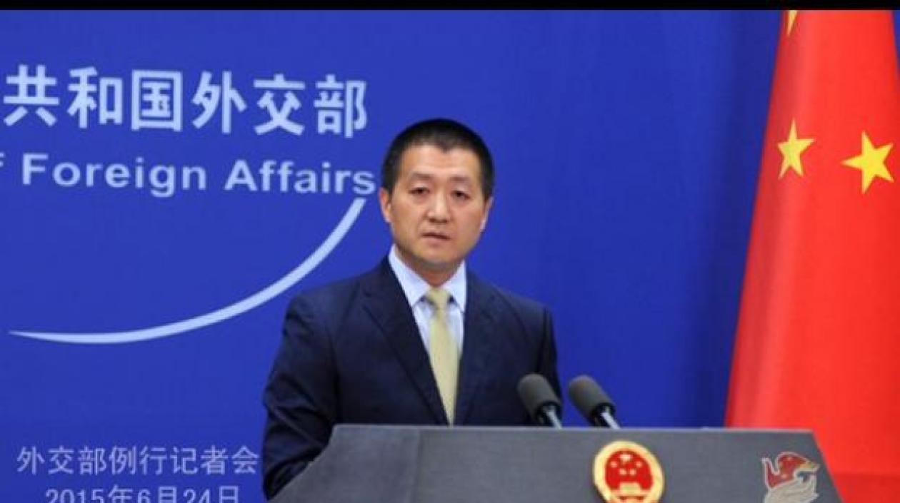 Lu Kang, portavoz del ministerio de Asuntos Exteriores de China.