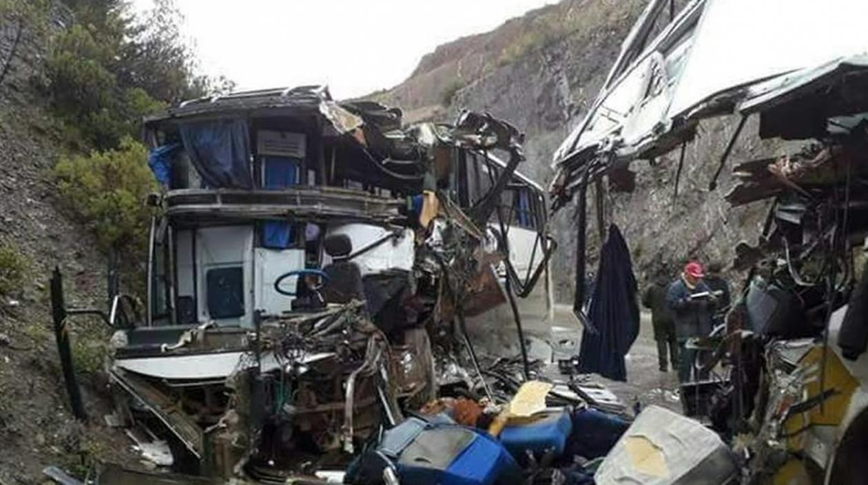 Nueve muertos y 14 heridos en dos accidentes de tránsito en Bolivia 