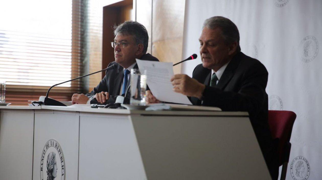 Ministro de Hacienda, Mauricio Cárdenas, y el gerente del Emisor, Juan José Echavarría.