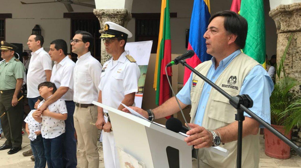 Autoridades durante la apertura de las elecciones atípicas de Alcalde de Cartagena.