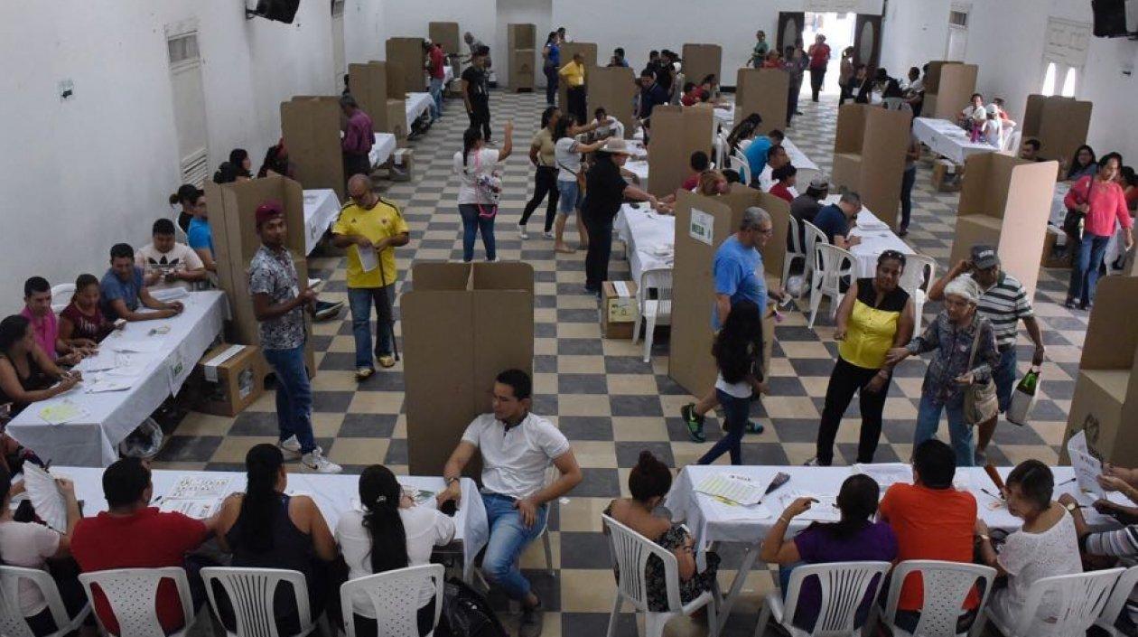 Así luce la Normal La Hacienda durante la jornada electoral.
