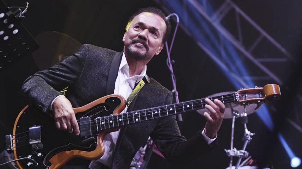 El bajista y productor musical puertorriqueño Bobby Valentín.