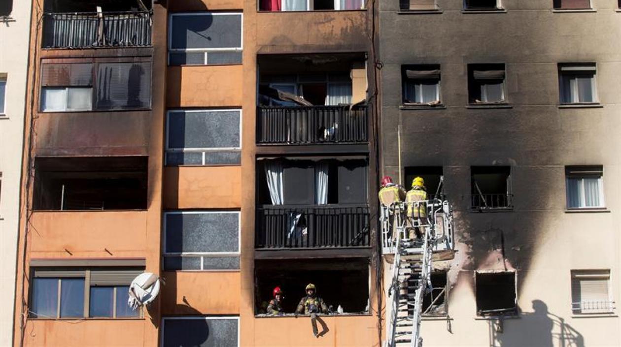 Voraz incendio en un edificio en España