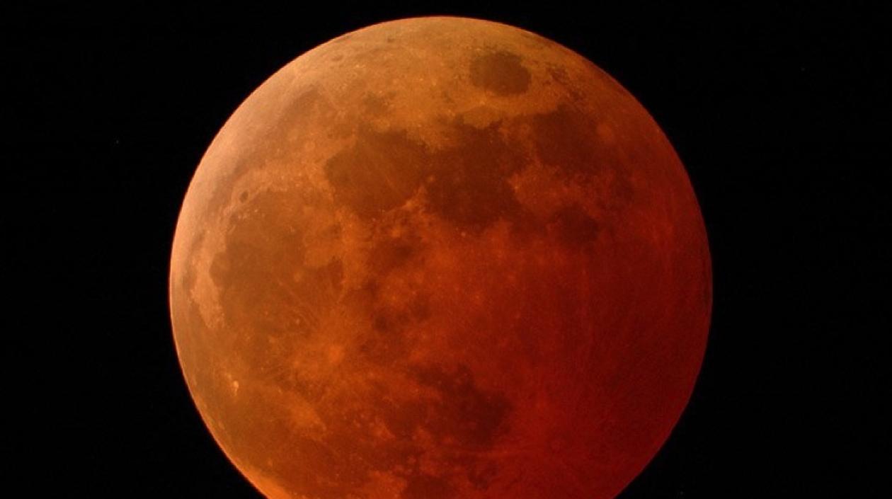 Imagen de un eclipse de luna.
