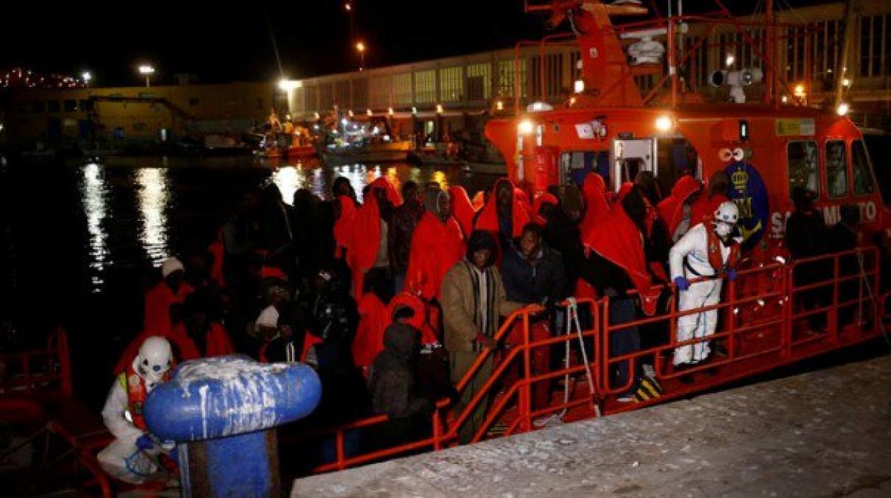 Unos 53 migrantes fallecieron este fin de semana en un naufragio en aguas del mar de Alborán entre España y Marruecos.