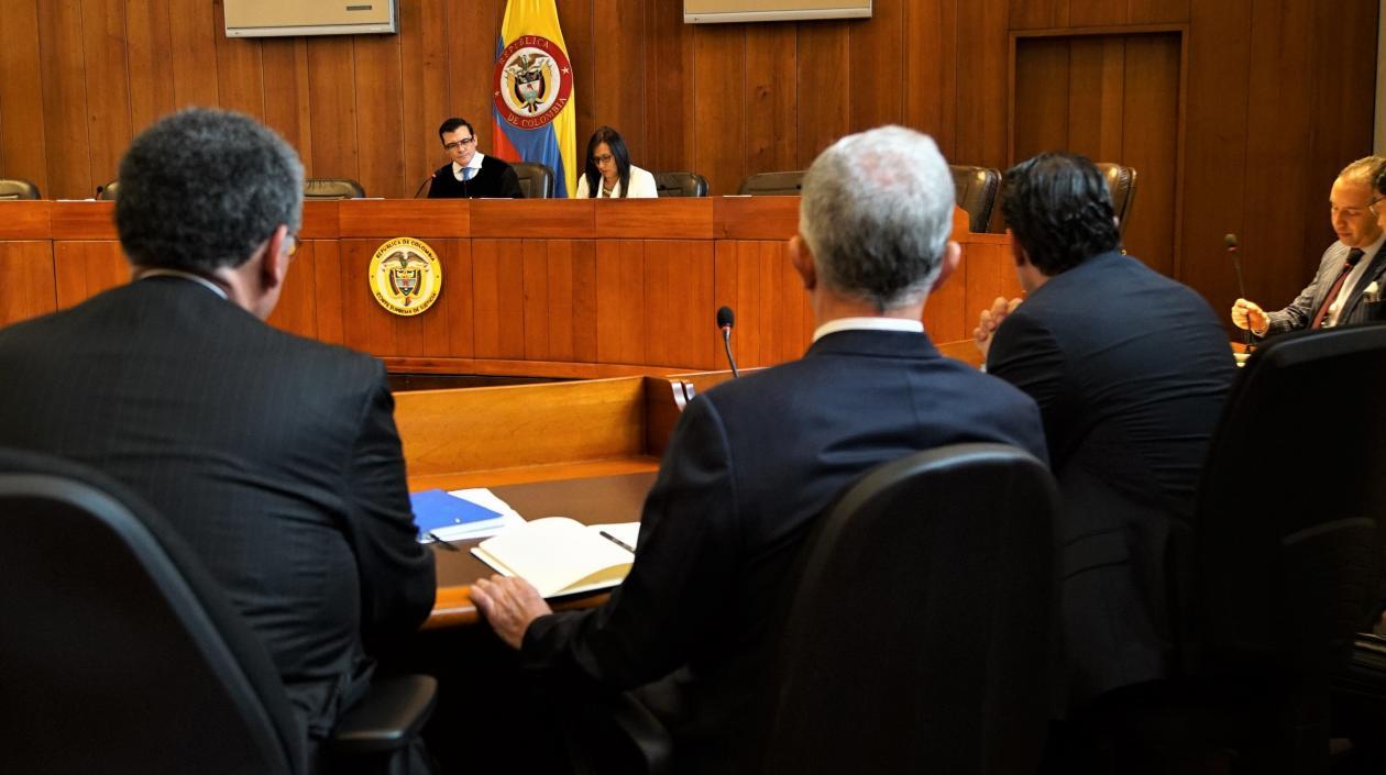 La Corte Suprema vincula formalmente a Uribe