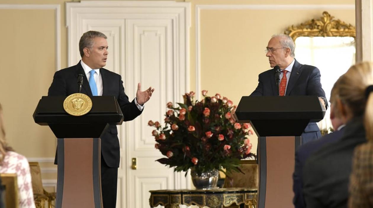 Presidente Duque y el secretario General de la  Ocde, José Ángel Gurría.