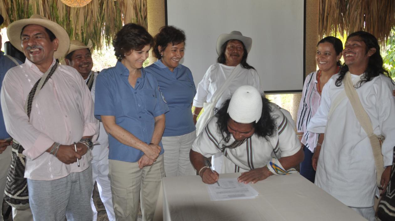 Consulta entre Parques y comunidades indígenas de la Sierra Nevada de Santa Marta.