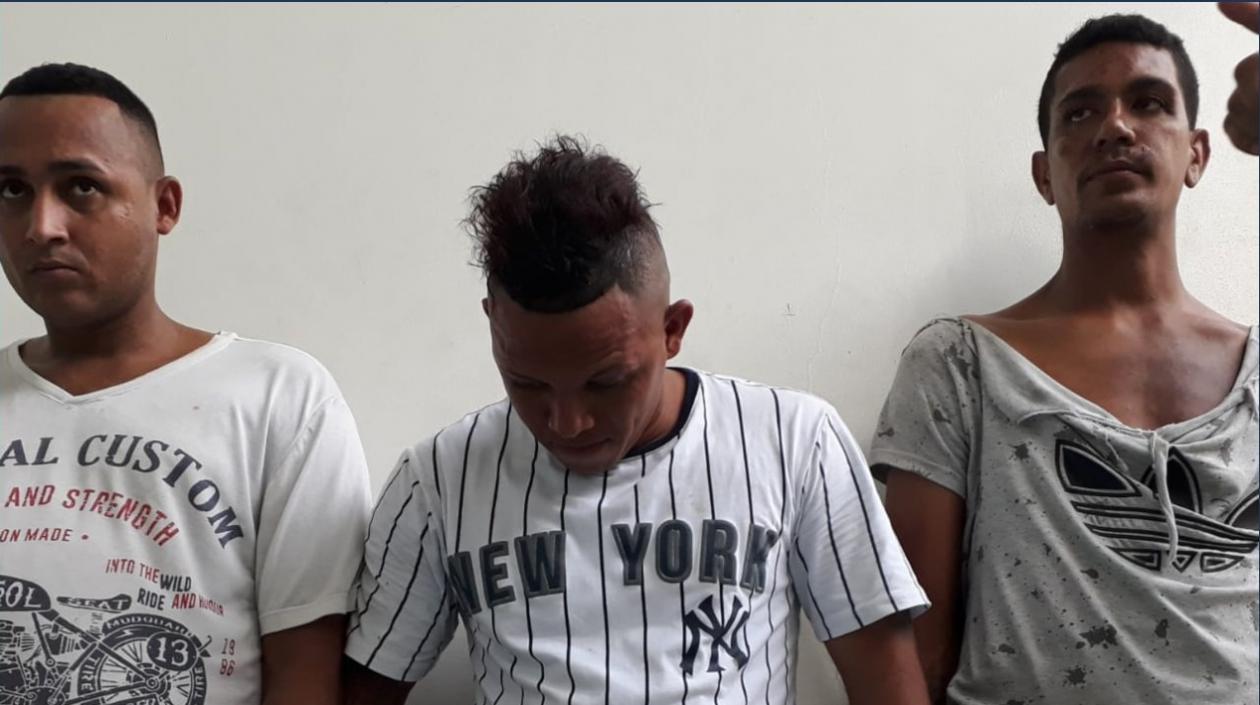 Los capturados en el barrio San Felipe por la Policía:  Manuel de Jesús Zabaleta Ariza, Giovanny de Jesús Padilla Guerra y Yeison Alberto Sepúlveda Galindo.