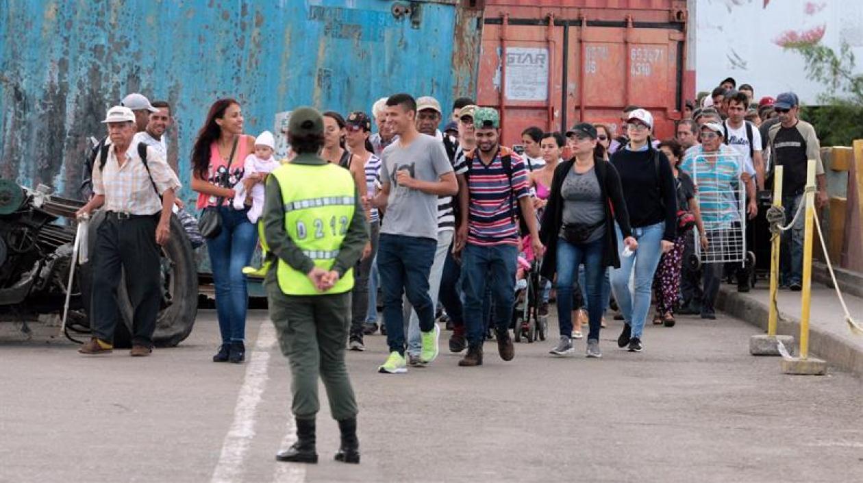 Imagen de los venezolanos que ingresaron a Colombia.