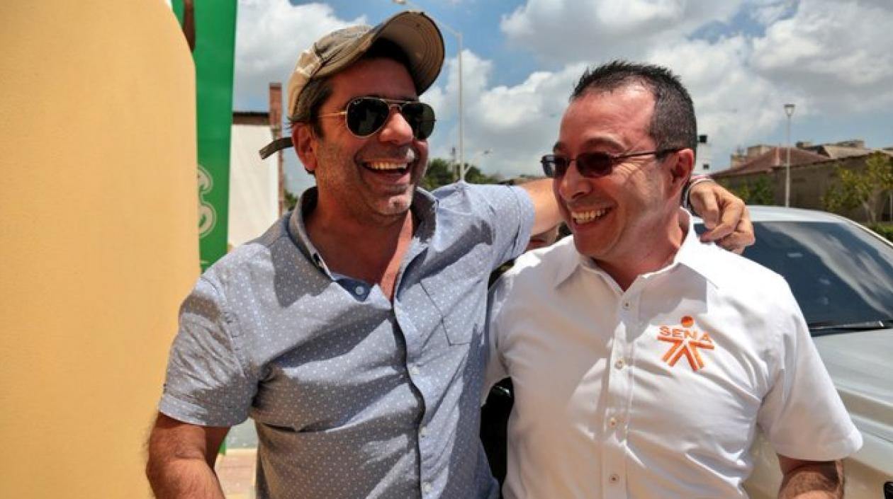 Alcalde de Barranquilla, Alejandro Char, y el director del SENA, Carlos Mario Estrada.
