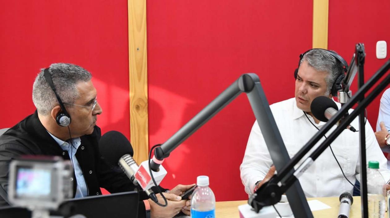 El periodista Jorge Cura entrevista al Presidente Iván Duque