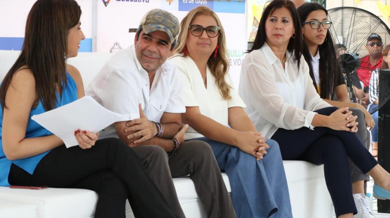 María Victoria Angulo, Alejandro Char y Bibiana Rincón.