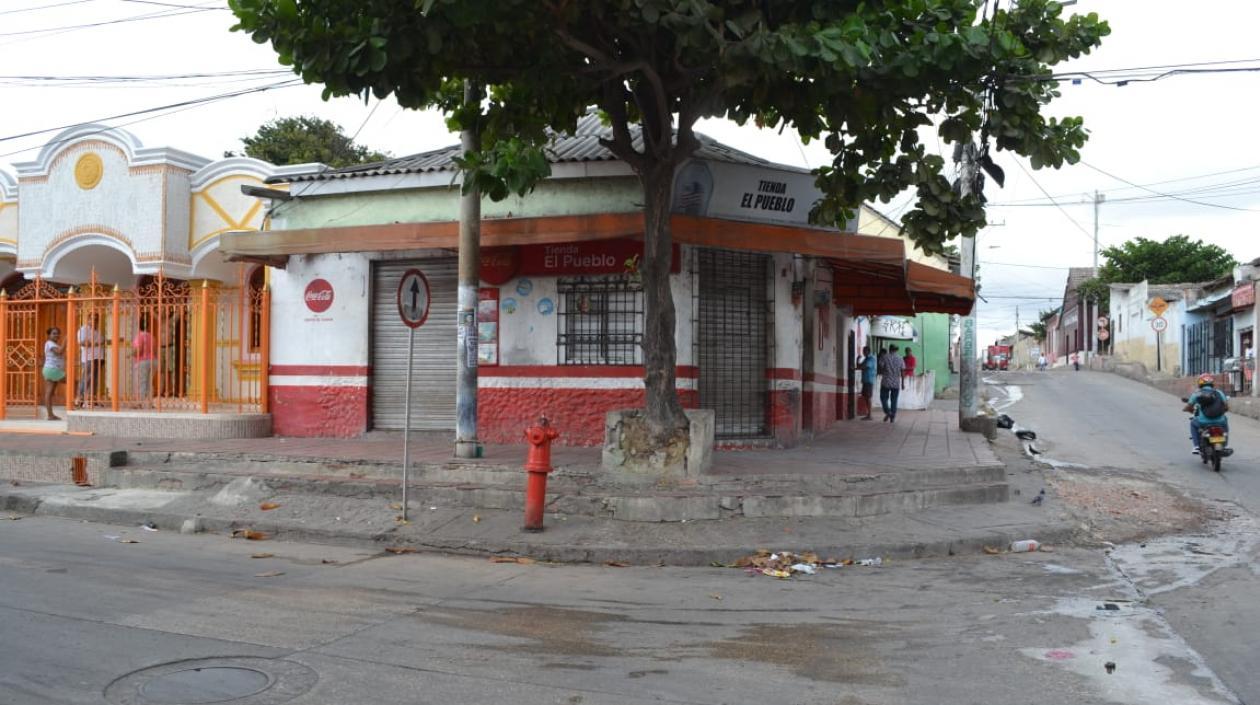 Tienda donde ocurrieron los hechos en el barrio San Roque.
