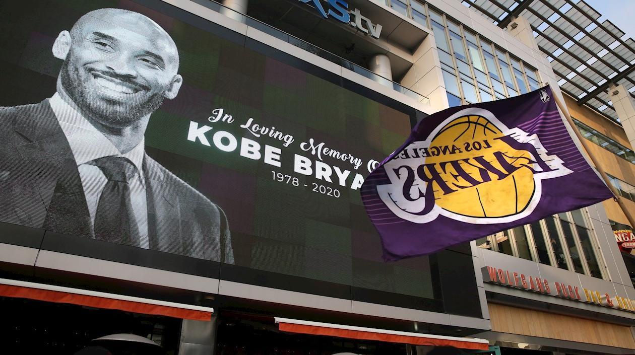 Los Ángeles rinde un homenaje a Kobe Bryant.