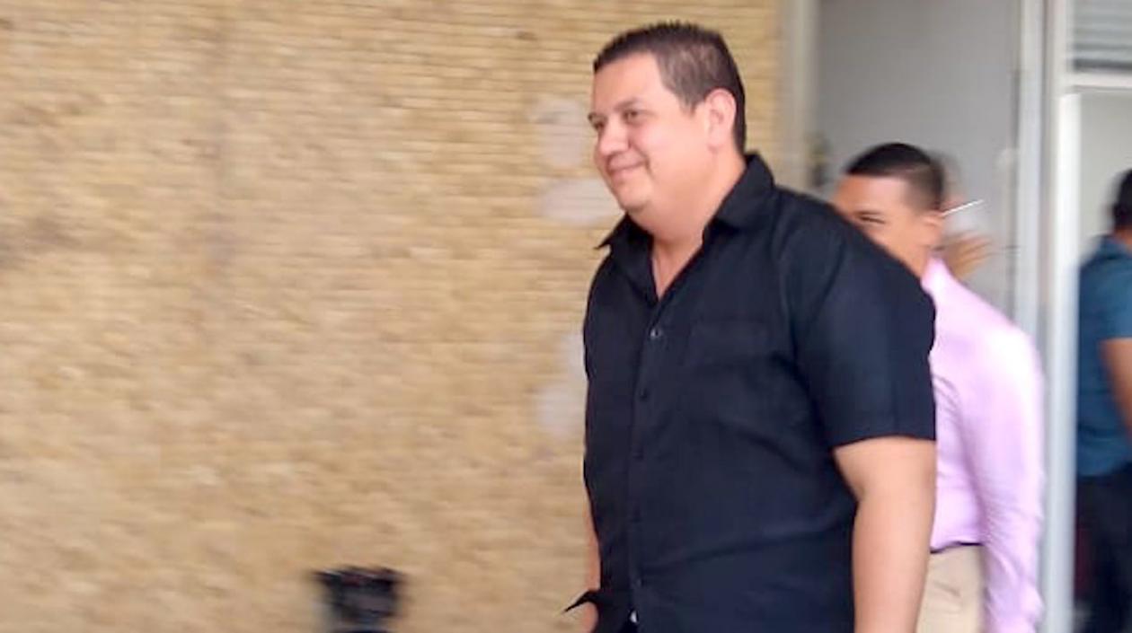 Manuel Isaac Junior Ruiz, fiscal dejado en libertad tras arresto de 48 horas.