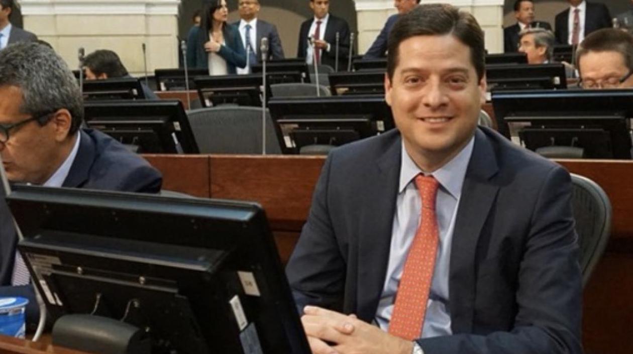 Senador Mauricio Gómez 