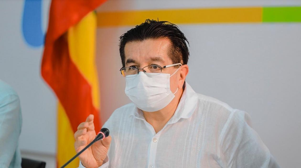 Fernando Ruiz Gómez, Ministro de Salud.