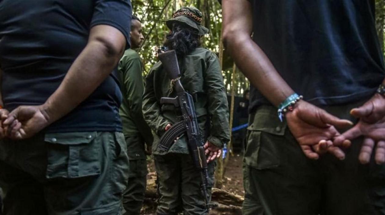 Ilustración de disidencia de las FARC.