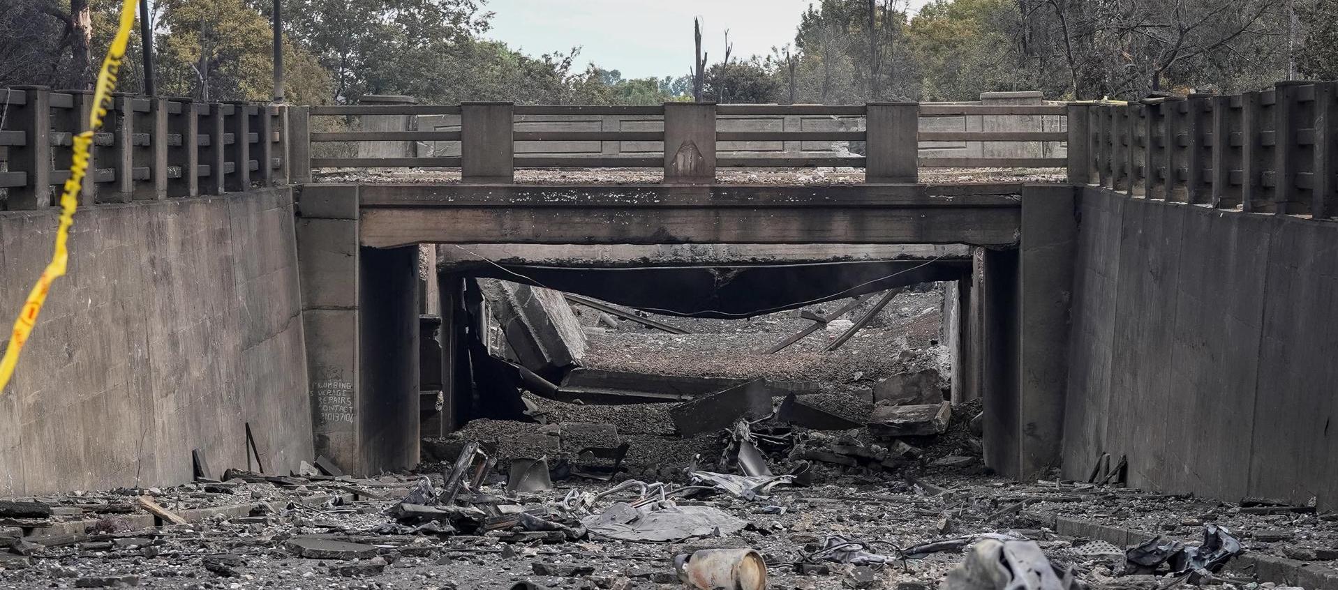 En este puente de Johannesburgo se registró la tragedia.