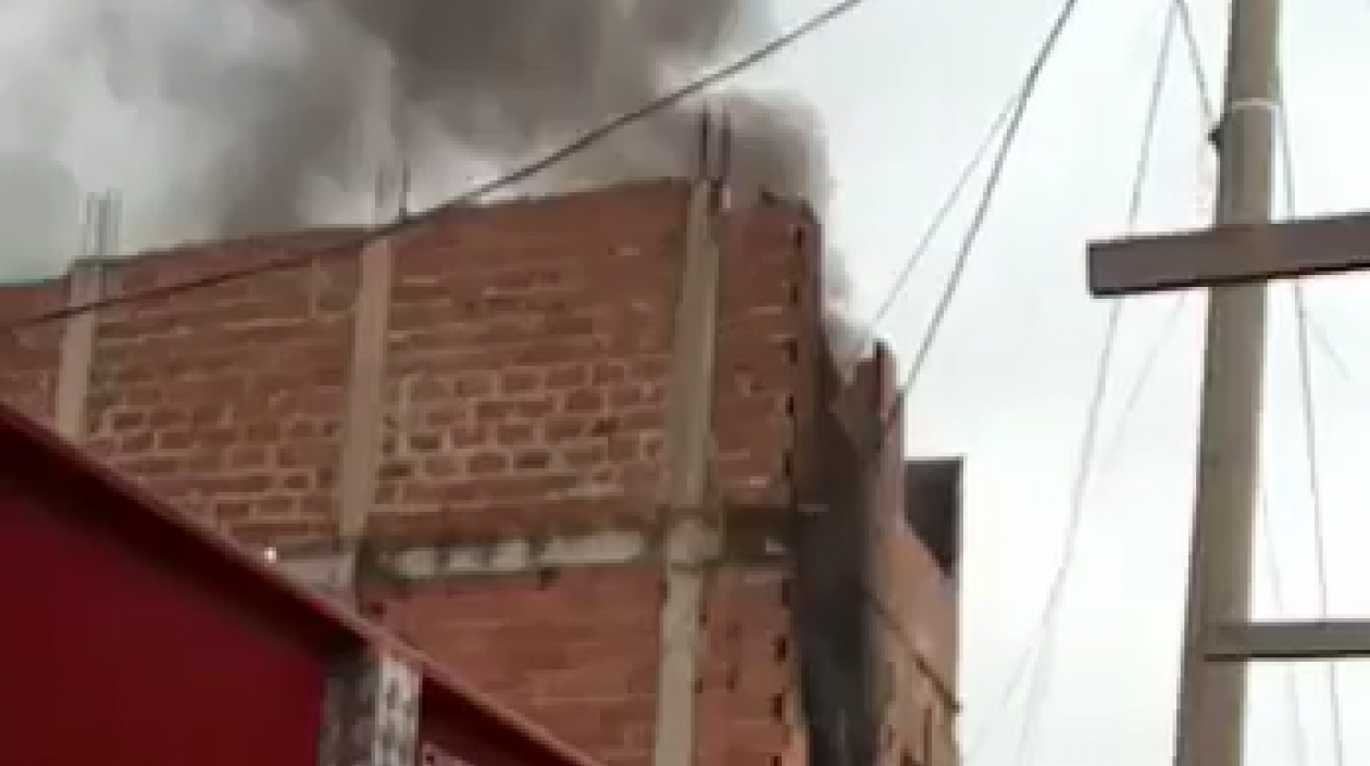  Incendio en un taller de zapatería, en Soledad. 