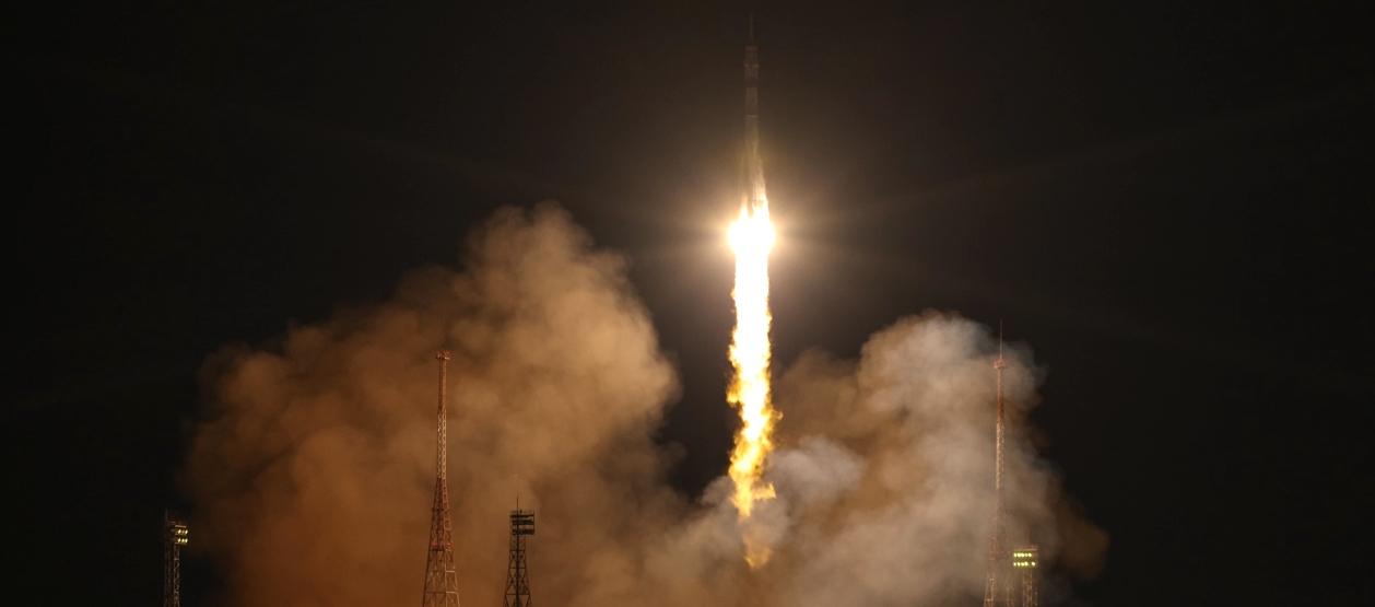 Lanzamiento de la nave espacial Soyuz MS-23.