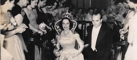 Carolina Manotas, Reina del Carnaval de Barranquilla 1953, el día de su coronación
