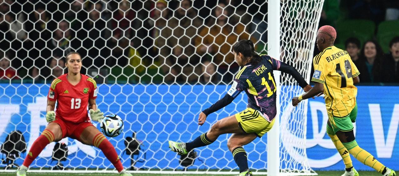 Acción del gol de Catalina Usme, que le dió el triunfo y el paso a Colombia a los cuartos de final. 