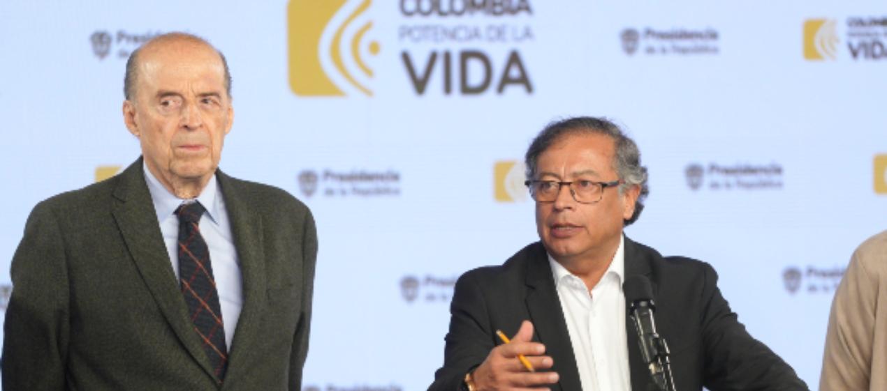 El Canciller Álvaro Leyva y el Presidente Gustavo Petro. 