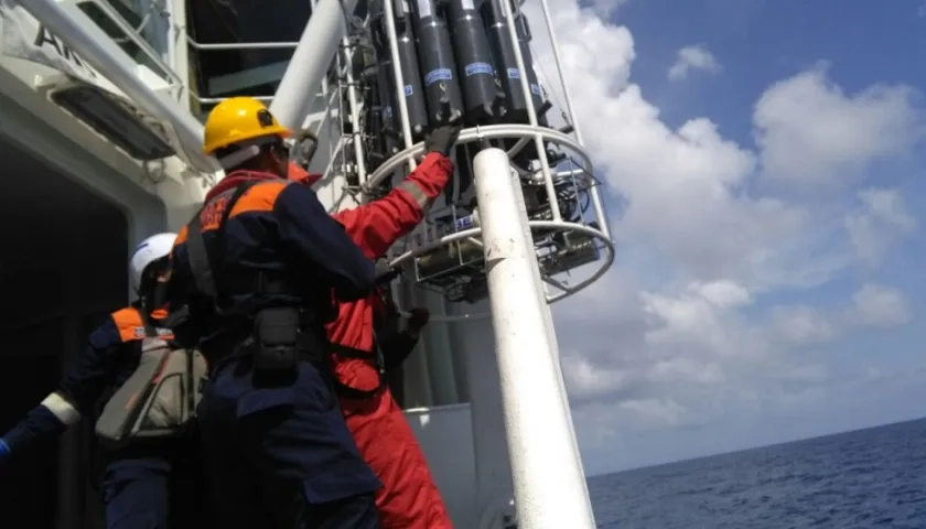 La Armada Nacional, Dimar, CCO y la Escuela Naval de Cadetes “Almirante Padilla” participan en la expedición Seaflower.