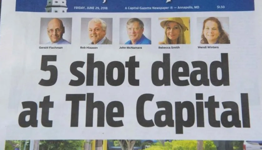 La portada del Capital Gazette con las víctimas. 