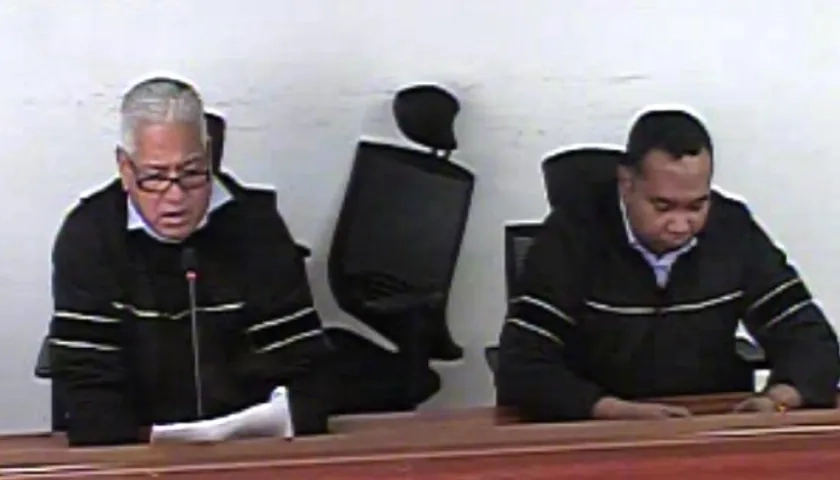 El Magistrado Jorge Cabrera Jiménez, durante la lectura del sentido del fallo.